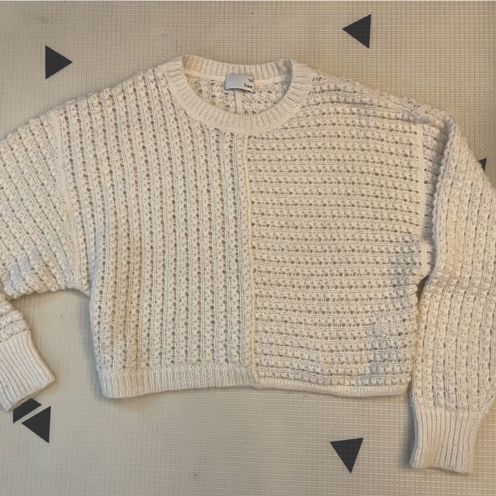 Aritizia wool sweater